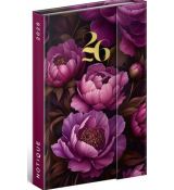 Týždenný magnetický diár Fialové kvety 2026